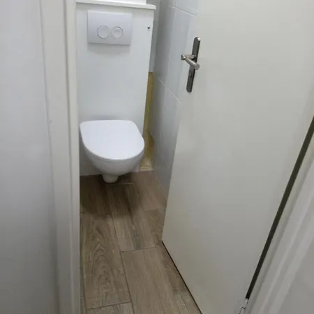 Guest house Luxe -opera 15mins-chambre Avec Salle De Bain Commune